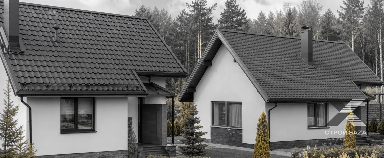 Металлочерепица и мягкая кровля на скатной крыше